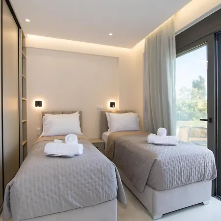 Glamour Residences 3-4 By Corfuescapes